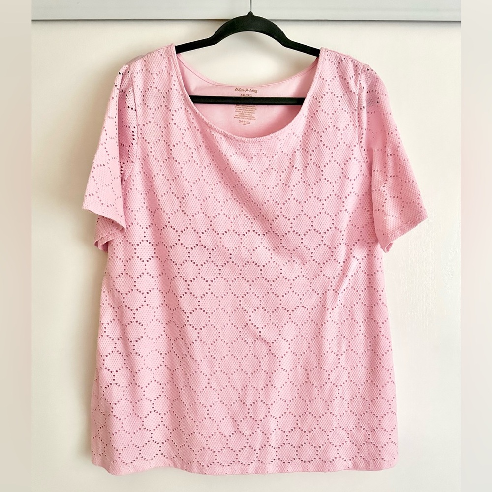 Eyelet Short-Sleeve Top in Light Pink Sz 2x